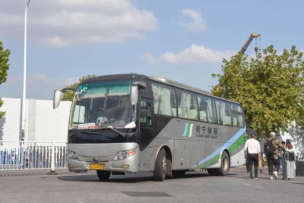 企業內部無車供應，深圳租大巴車才是正確選擇