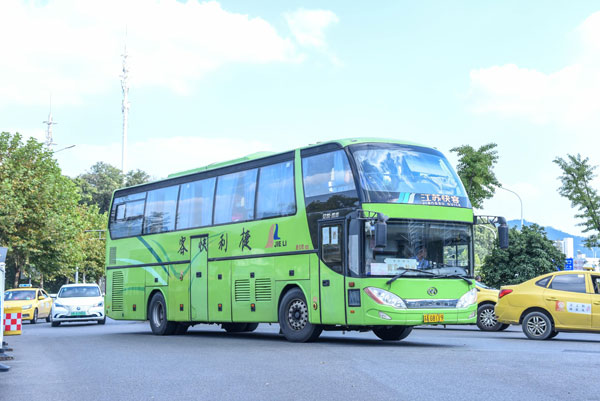 突發(fā)的團(tuán)建活動，公司如何尋車？看鴻鳴（團(tuán)建用車）